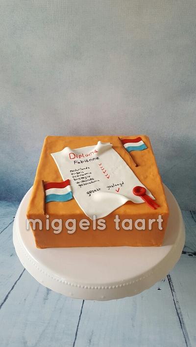 graduation cake - Cake by henriet miggelenbrink