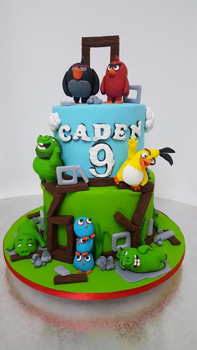 Angry birds  - Cake by Tascha's Cakes