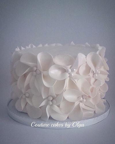 Pearl anniversary - Cake by Couture cakes by Olga