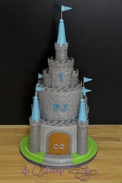 Castle Cake - Cake by Mommy Sue