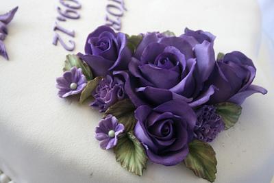 Purple roses - Cake by Trine Skaar
