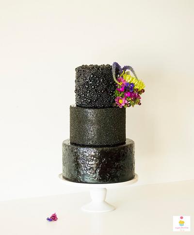 All you need is black - Cake by SugarBritchesCakes