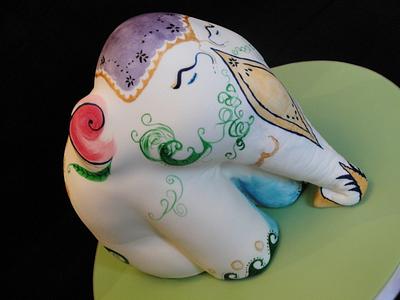 Hand painted Elephant - Cake by Jeanette