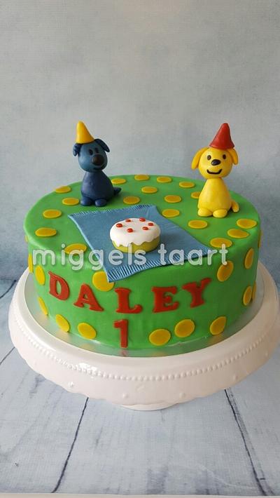 cute dogs have a party - Cake by henriet miggelenbrink