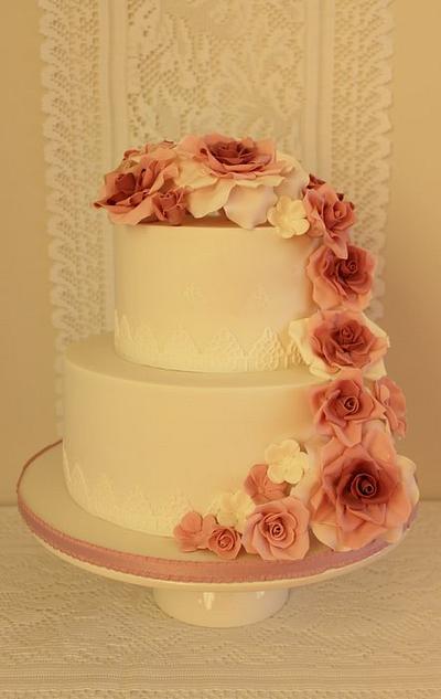 Wedding Cake - Cake by Emily