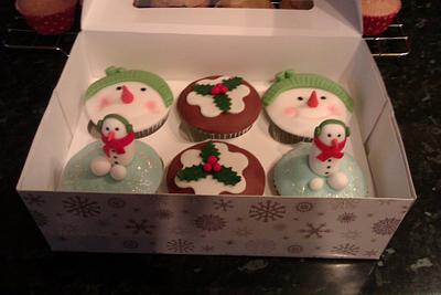 Christmas cup cakes - Cake by Caked