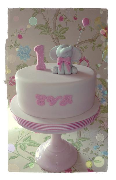 First Birthday - Cake by LREAN