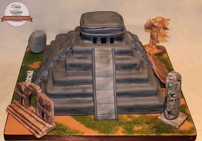 Mayan pyramid cake - Cake by Machus sweetmeats