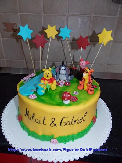 Winnie and his friends on the cake :D - Cake by Figurine Dulci Fondant
