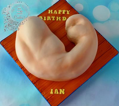 Muscle Arm ;) - Cake by Beata Khoo