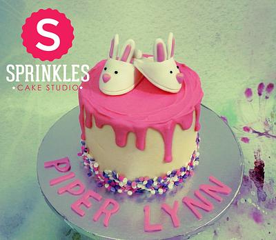 Baby shower cake - Cake by Sprinkles Cake Studio