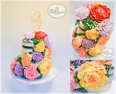 Buttercream flowers  - Cake by Chic and Sweet Cakes 
