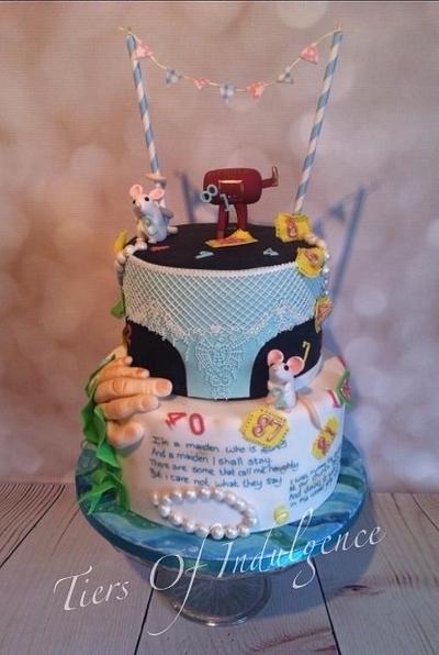 A Hand in the Bird - Roald Dahl - Cake by Tiers of Indulgence