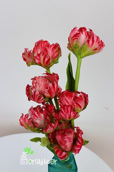 Tri-colours Tulips - Cake by Agnes Havan-tortadecor.hu