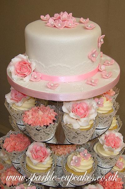 Pretty in Pink - Cake by Sparkle Cupcakes