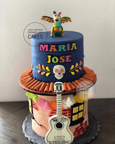 Coco cake  - Cake by Iliana Hernandez