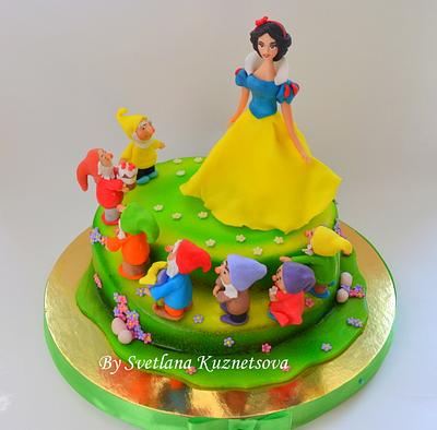Snow White and the 7 Dwarfs - Cake by Svetlana