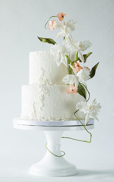 Cattleya sugarflower cake - Cake by Lina Veber 