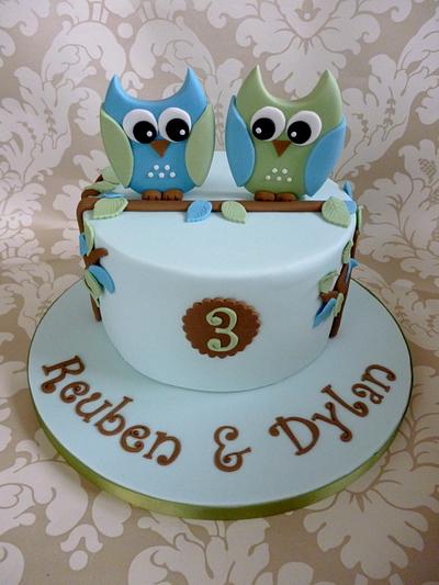 Owls - Cake by Cakes by Verity