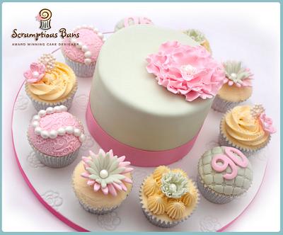 Big Cake Little Cakes : Peony Rose - Cake by Scrumptious Buns