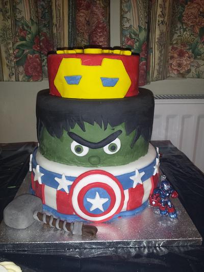 Son's 5th birthday, my 1st tiered cake - Cake by Kezray