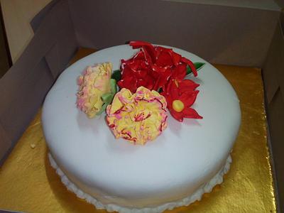 My first fondant cake - Cake by Natassia Sequeira 