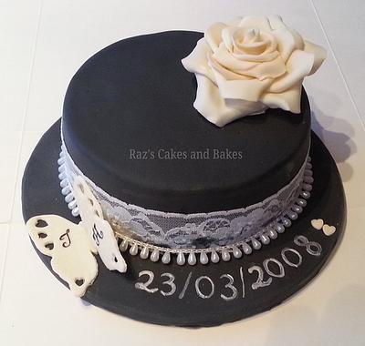 Chic and an Elegant Anniversary Cake - Cake by RazsCakes