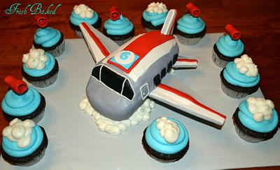 Airplane - Cake by Jamie Dixon