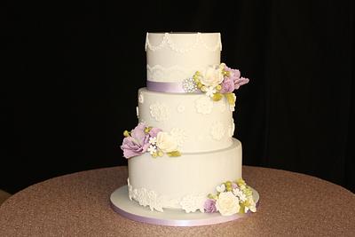 Simple, Elegant Wedding Cake - Cake by looeze