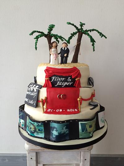 Movie/theater weddingcake Kees is een cake voor een krabbel hoe doe ging's in de movie en teerder  - Cake by manon