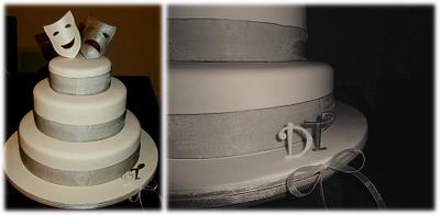 THEATRE Wedding Cake - Cake by Sofia Castelo Lopes