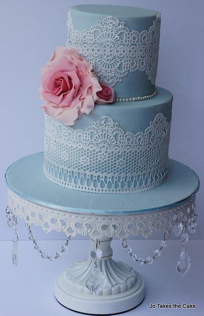 Simple Lace and Rose - Cake by Jo Finlayson (Jo Takes the Cake)