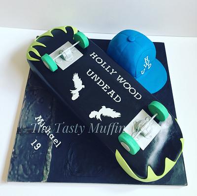 Another skate board  - Cake by Andrea 