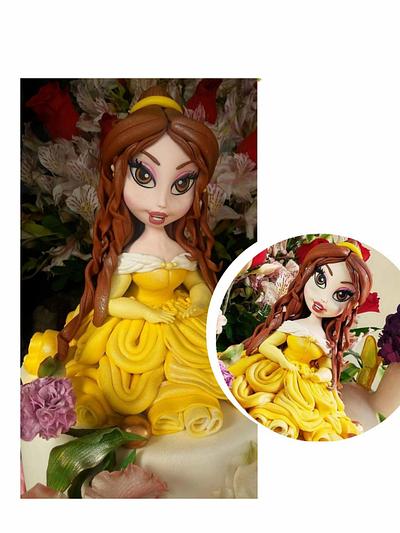 Beauty doll  - Cake by Lesly Fiorella Leyva Castro