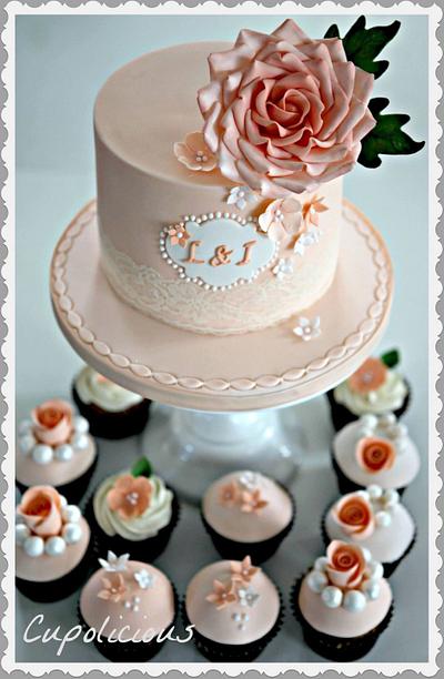 Wedding cake and cupcakes - Cake by Kriti Walia