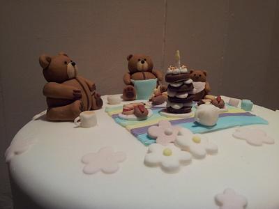 Teddy Bears Picnic - Cake by Rachel Nickson