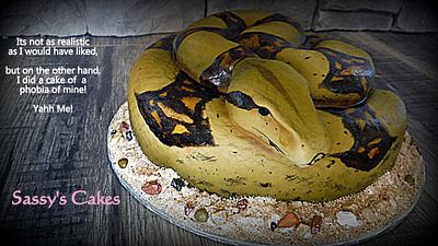 Boa Snake with Tutorial - Cake by Sassy's Cakes