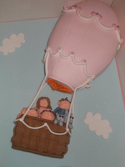 Hot air balloon  - Cake by Tracey