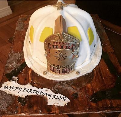 Fire chief! - Cake by Jaclyn Dinko