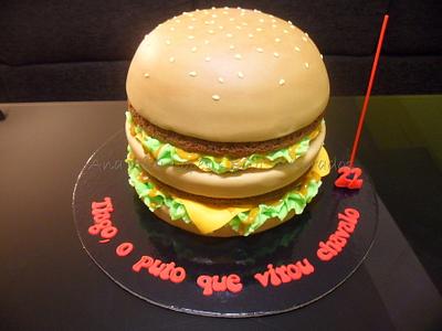 Big Mac  - Cake by Ana Rita Lopes - Bolos Decorados