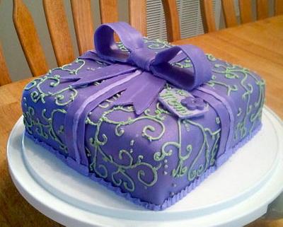 Green and Purple Present Cake - Cake by Mimi's Sweet Shoppe Amanda Burgess