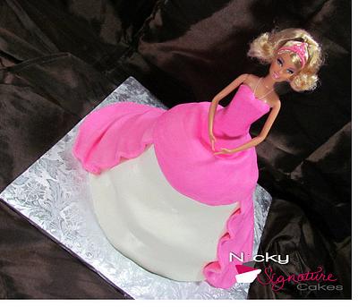 Barbie Cake - Cake by NickySignatureCakes