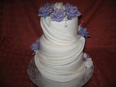 wedding cake with roses - Cake by dorianna