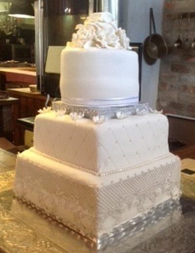 First Wedding Cake - Cake by MaCaker