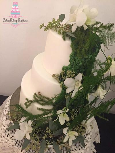 Display Moss Wedding Cake - Cake by CakeyBakey Boutique