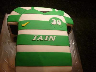Celtic football shirt cake - Cake by Debbie