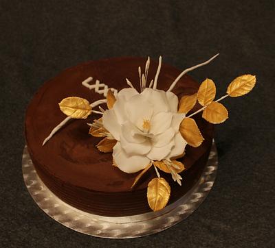 white and gold rose - Cake by Anka