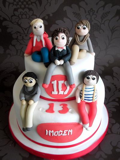 One Direction Cake  - Cake by The Sweetpea Kitchen 
