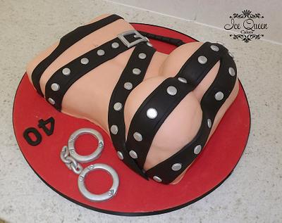 ladies torso cake - Cake by Donna