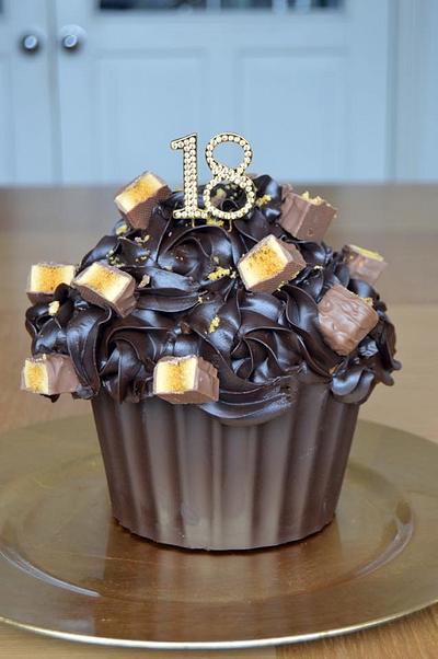 Chocolate crunchie giant cupcake - Cake by Little Bluebird Cakes